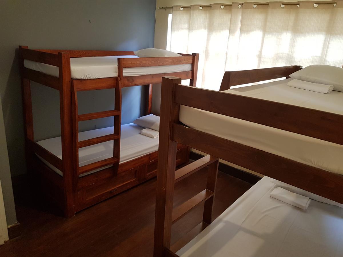 Kamuning Transient Hostel Quezon City Extérieur photo